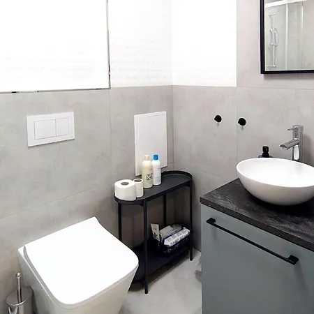 Falcon 6 Metro Sgh