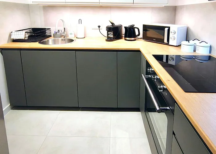 Falcon 6 Metro Sgh Warschau