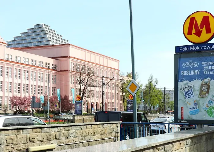 Falcon 6 Metro Sgh Appartement Warschau