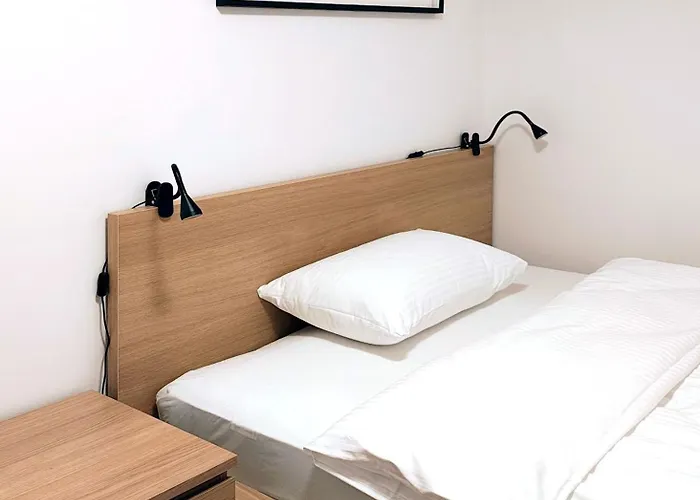 Appartement Falcon 6 Metro Sgh